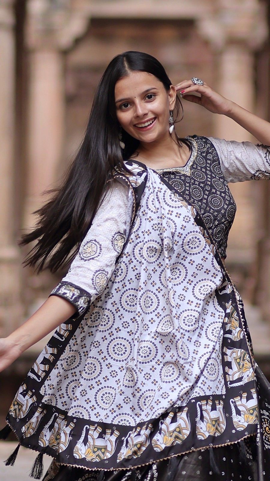 Gaj Ratna Lehanga Choli with Diamond Work