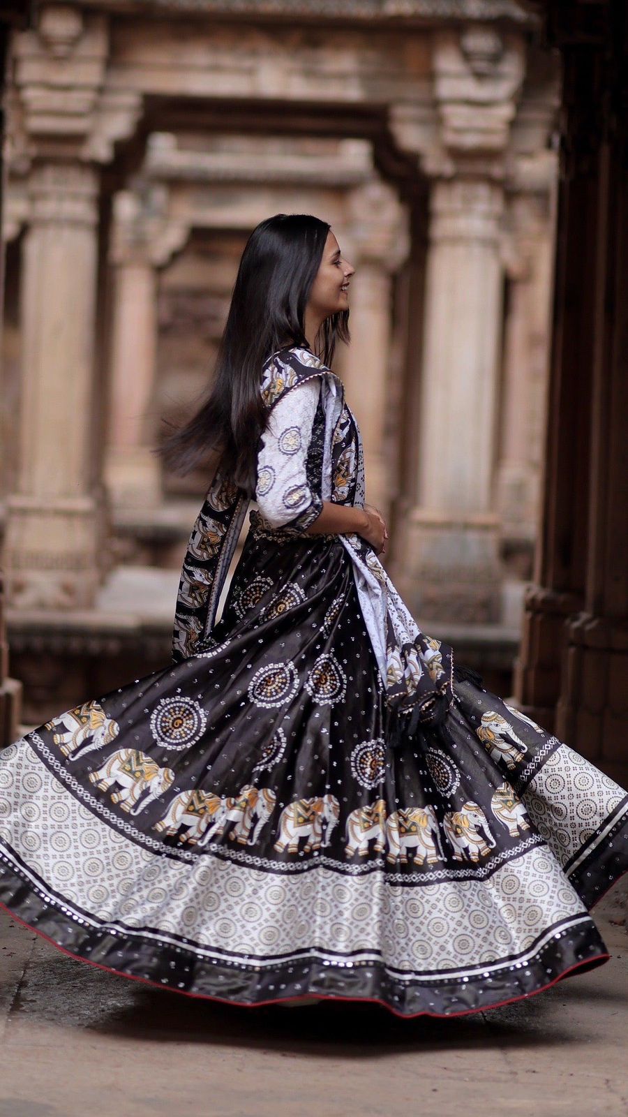 Gaj Ratna Lehanga Choli with Diamond Work